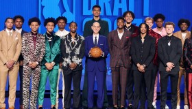 创业者詹姆斯：从财务困境到坚守信念的重生之路